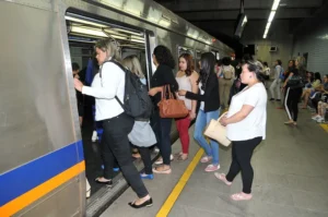 Metrô-DF atende diariamente cerca de 170 mil passageiros | Crédito: Renato Araújo/Agência Brasília