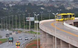 No período experimental, equipes de monitoramento vão avaliar impactos técnicos e operacionais da convivência entre táxis e ônibus, com atenção a itens como segurança viária, tempo de viagem do BRT, regularidade e pontualidade das linhas | Foto: Divulgação