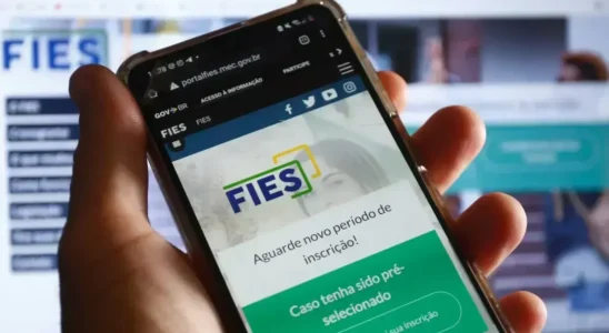 Criado em 2001, o Fies concede financiamento a estudantes de cursos de graduação em instituições de educação superior privadas • Divulgação/Agência Brasil